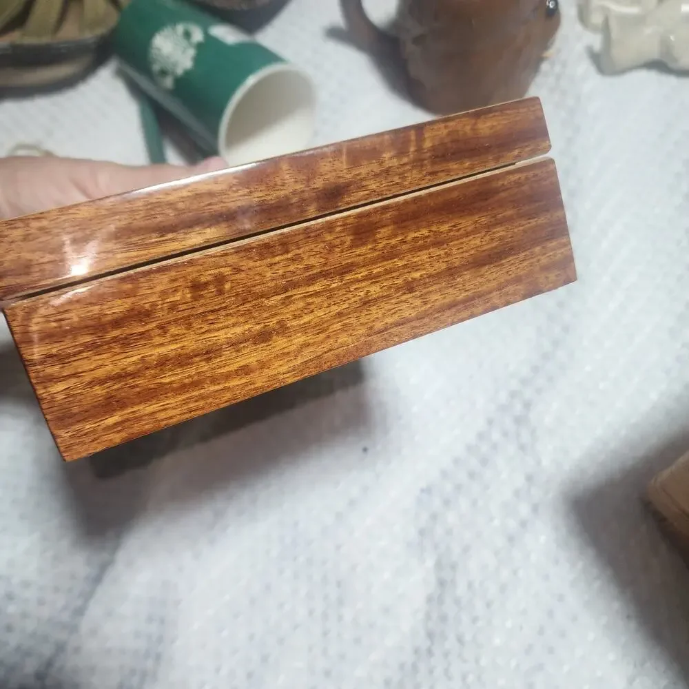 GORHAM GUC WOOD MUSIC BOX. TEDDY BEAR CLOWN